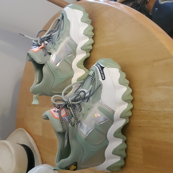 Chunky platform hidden wedge Sneakers - Picture 2 of 8